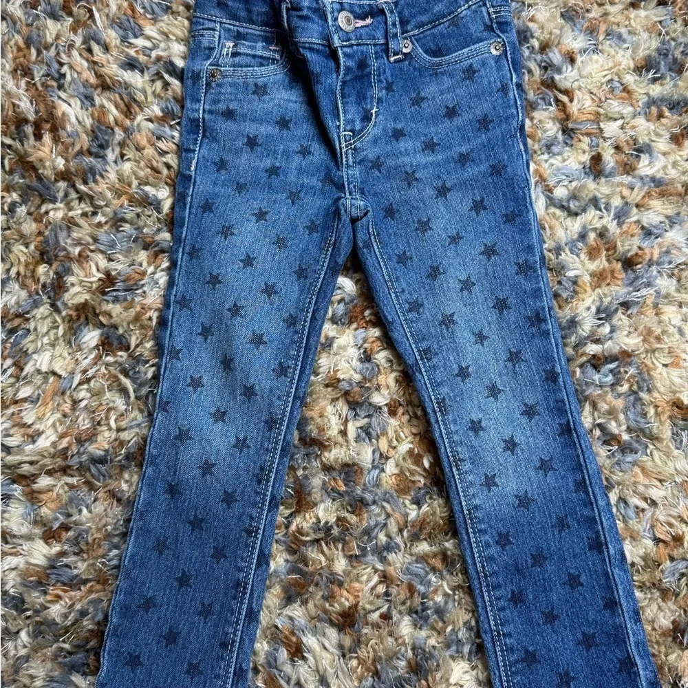 Levi’s Kids Star Print Jeans – Size 3T (Toddler) VERSE TOO KIDS